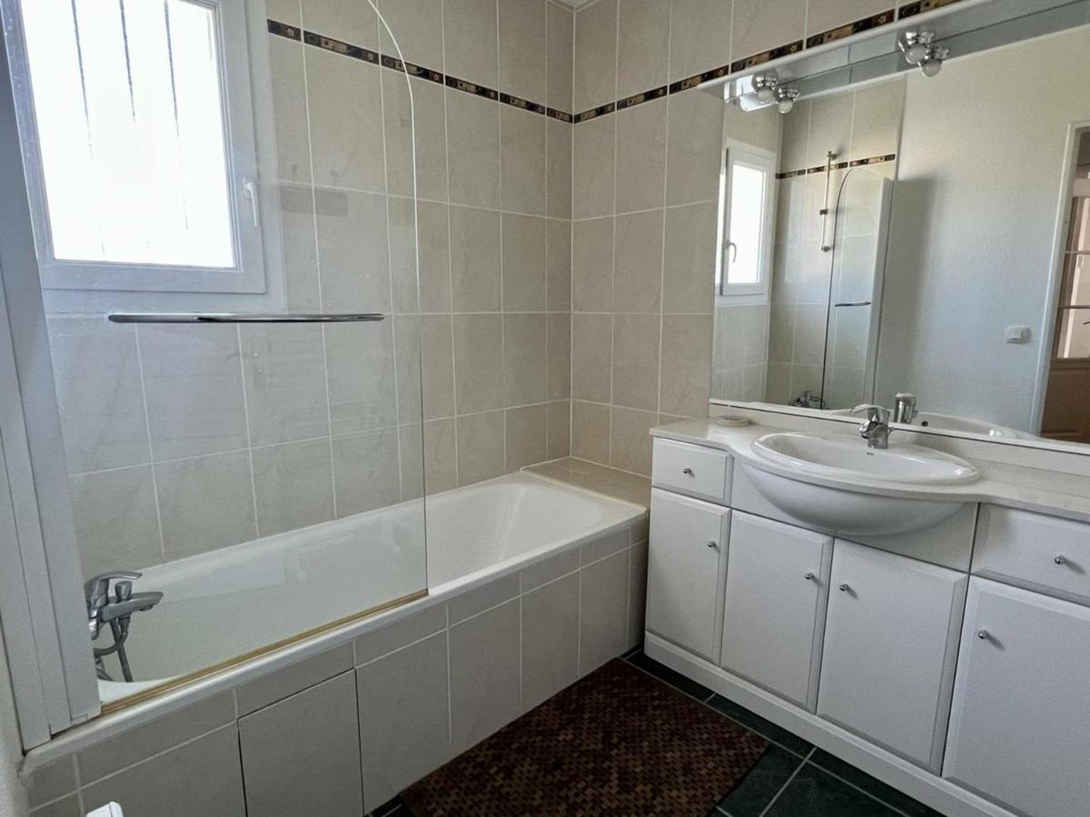 Appartement T2 A Cambo-Les-Bains Avec Piscine, Terrasse Et Parking Prive, Proche Des Thermes - Fr-1-495-82 Екстер'єр фото